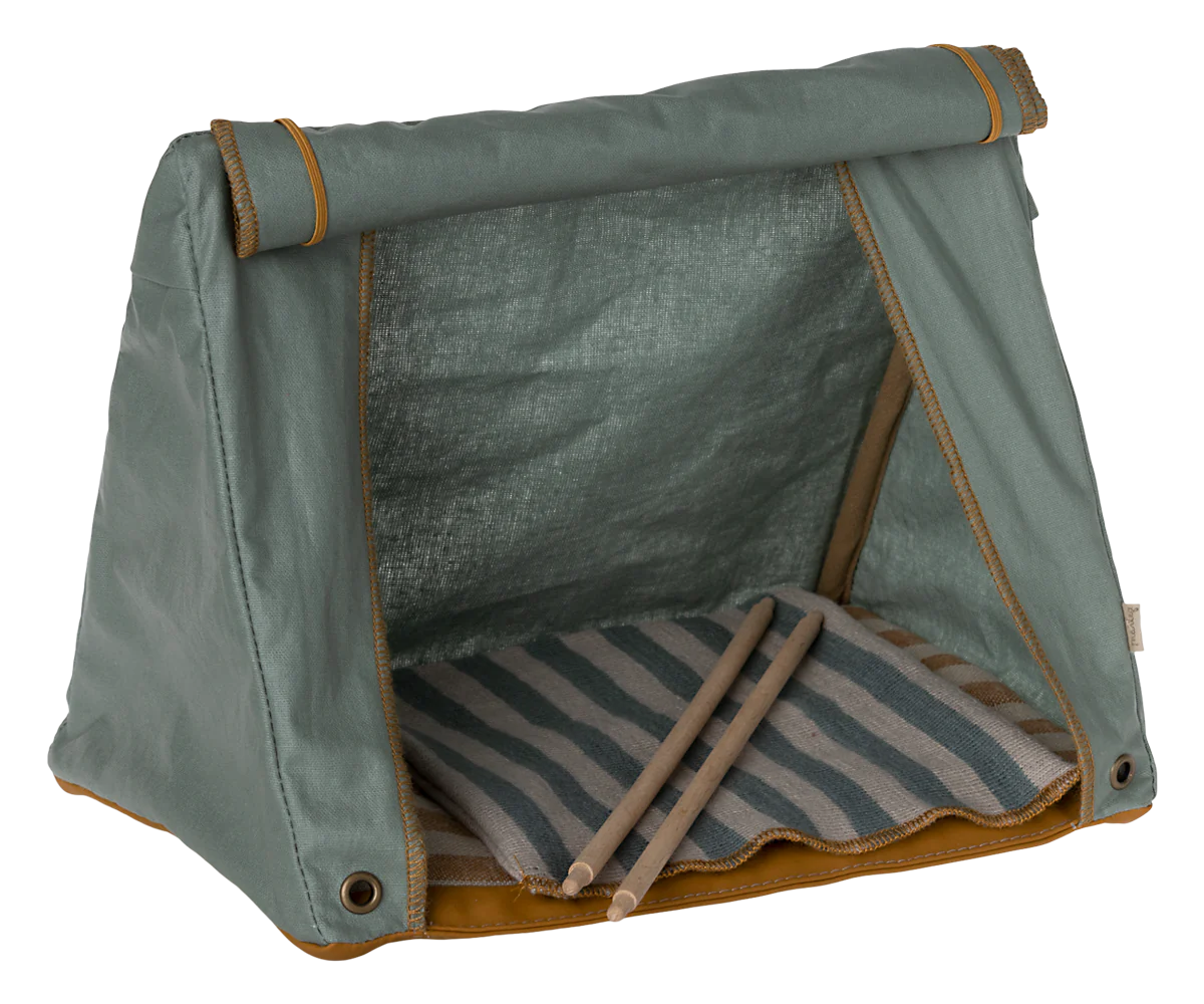 Happy camper tent, Mouse