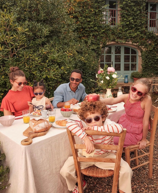 OLIVIO & CO children’s sunglasses and sustainable packaging