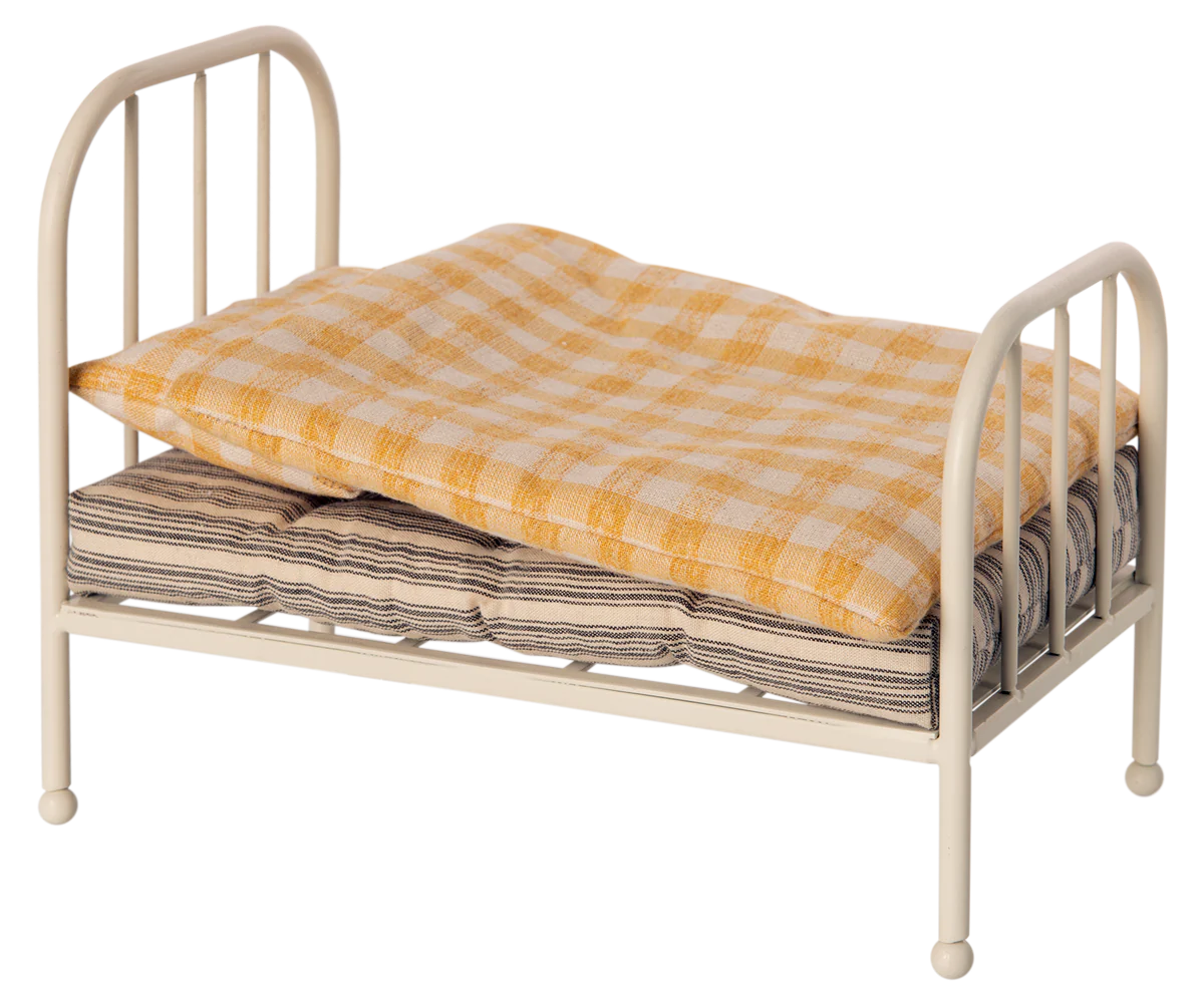 Vintage bed, Teddy junior