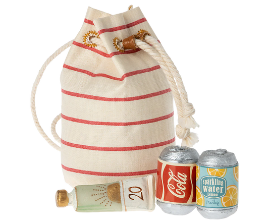 Bag w. beach essentials, Mouse