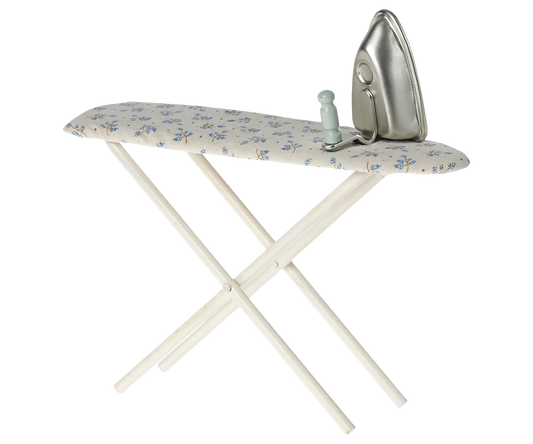 Iron and ironing board, Miniature