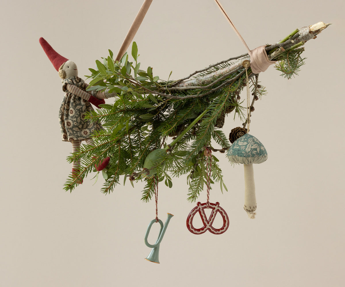 Maileg Mushroom Ornament, Blossom - Green detail