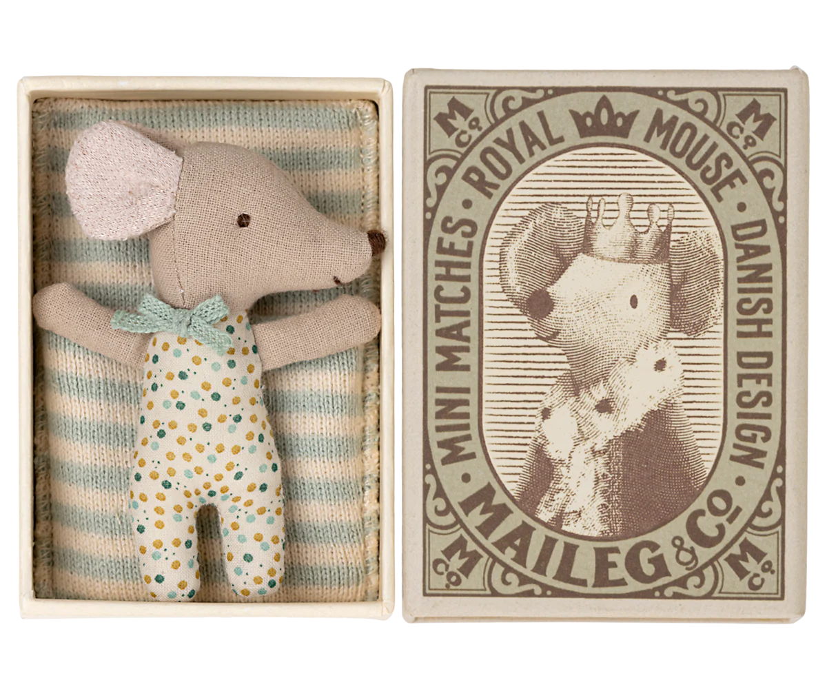 Sleepy wakey baby mouse in matchbox - Blue