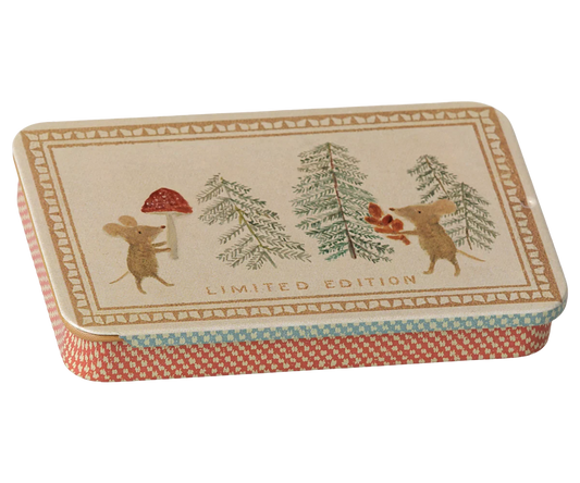 (Pre-order) Metal box w. sliding lid - Christmas mice