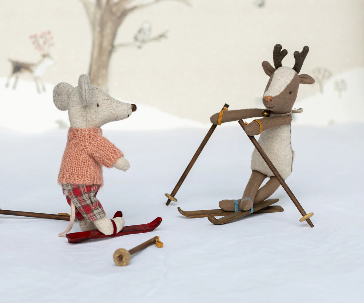 Winter Mouse with Ski Set, Big Sister