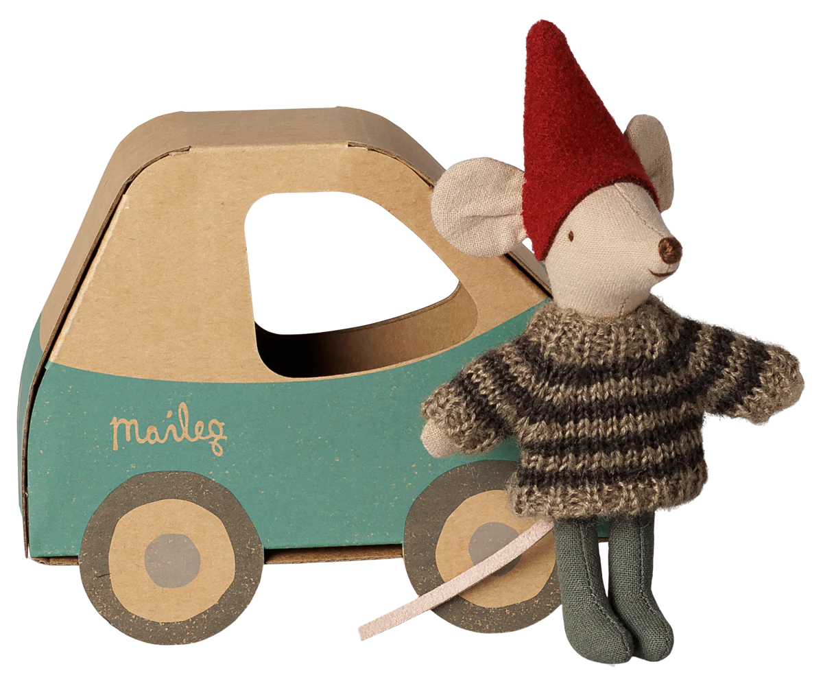 (Pre-order)Christmas mouse, Little brother in car box| Est. Ship: Nov