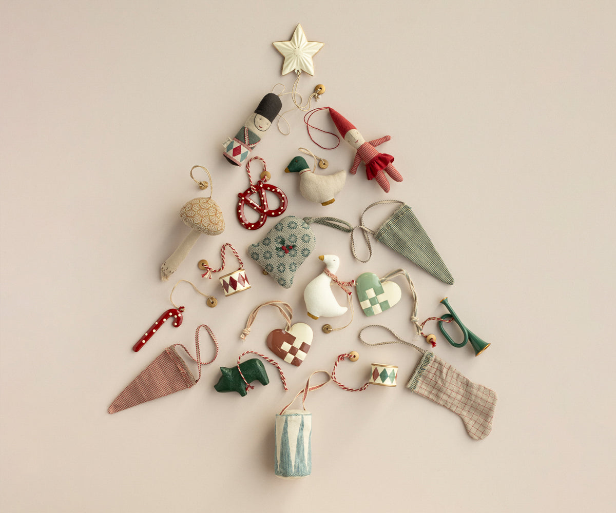 Maileg Mushroom Ornament, Winter Heart detail