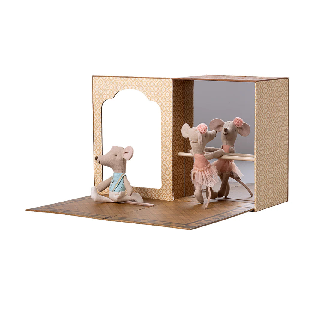 (Pre-order)Ballet mice in dance studio, Little sister and brother｜Est. Ship: Aug
