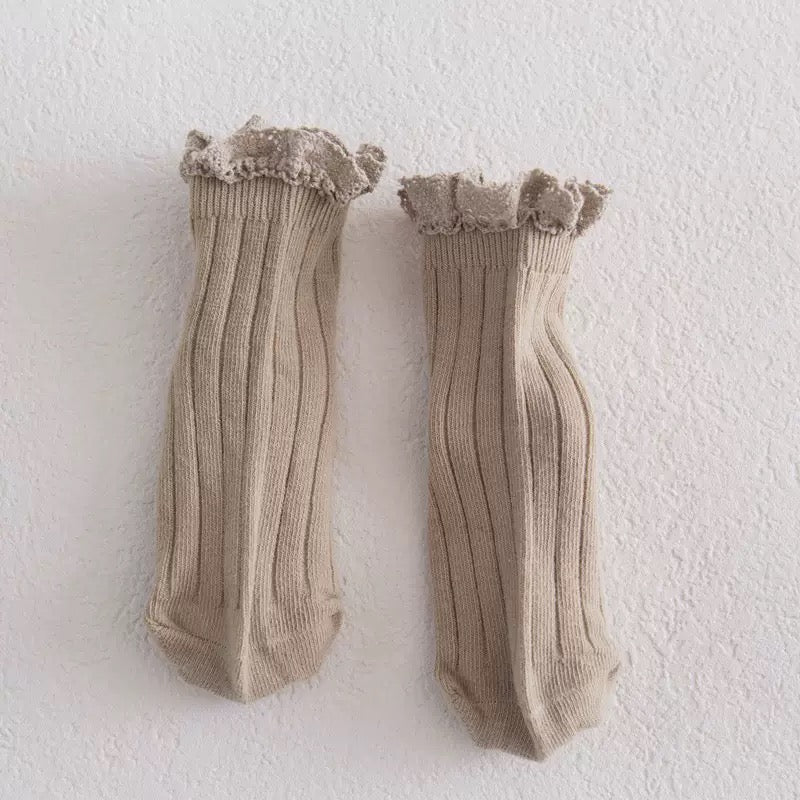 Lace Whisper