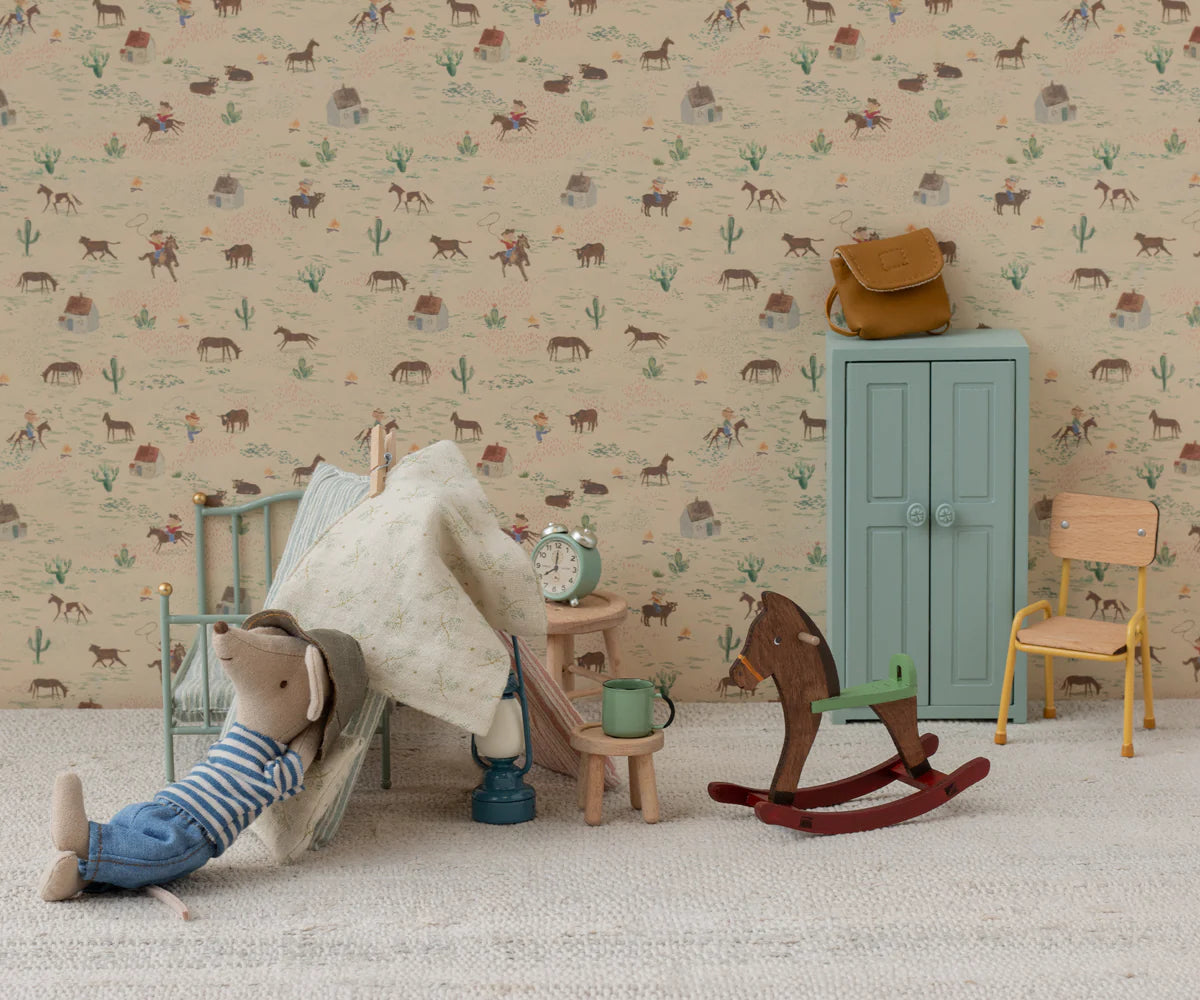 Rocking horse, Mouse