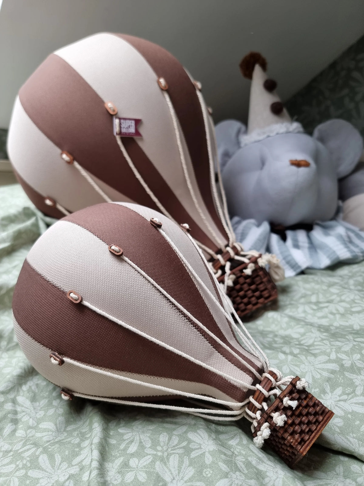 Hot Air Balloon - Dark Brown 740