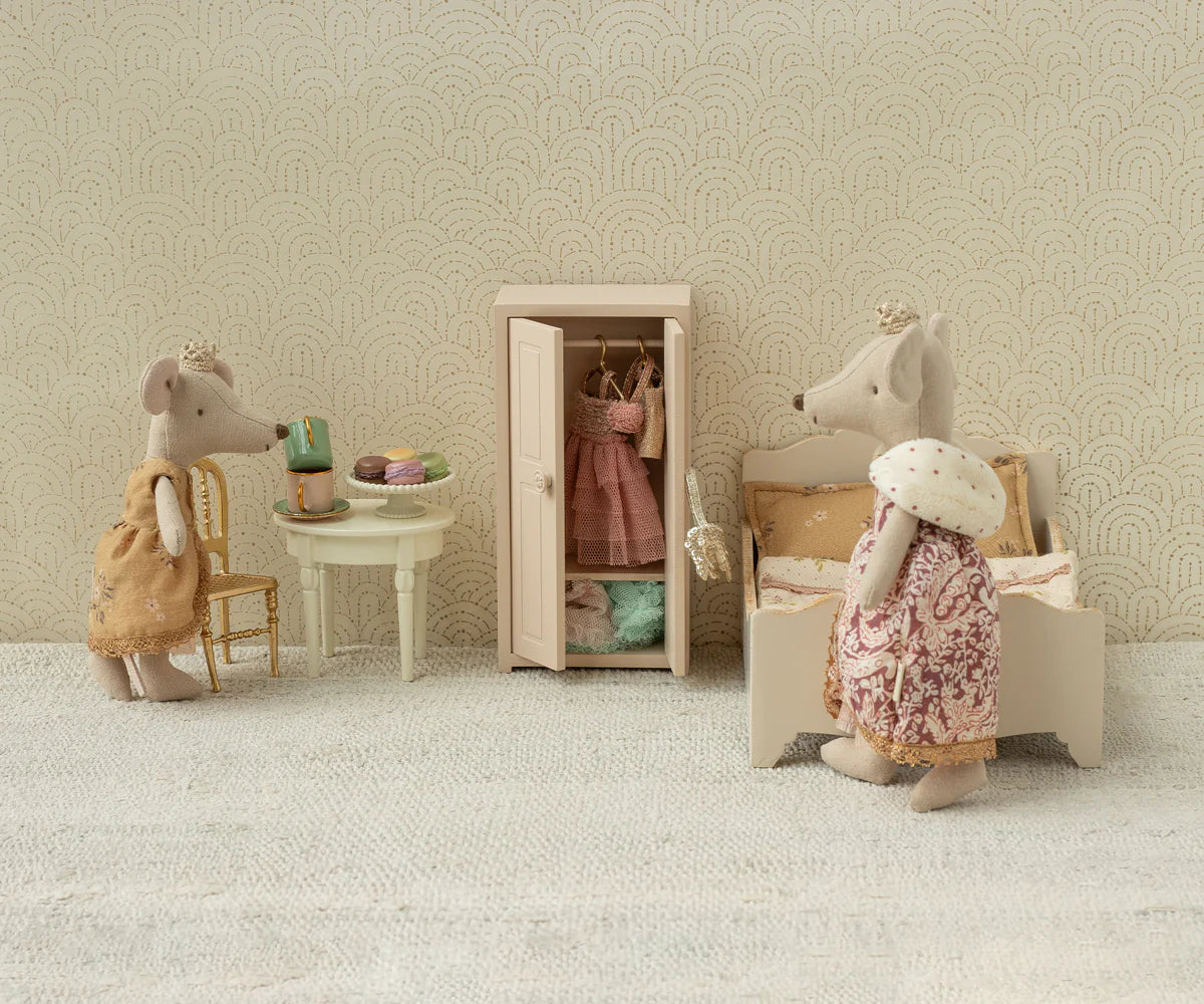 Bed, Mouse - Off white