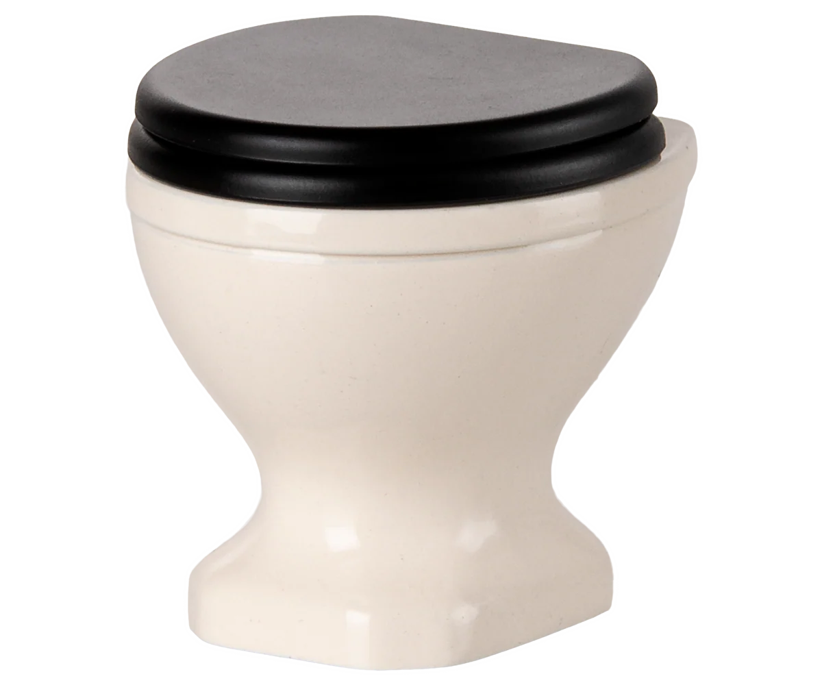 Water Closet, Mouse