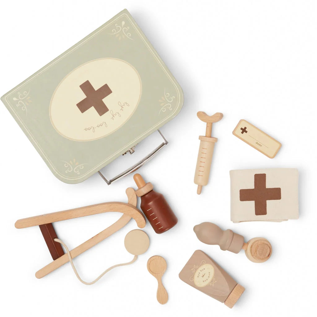 Konges Sløjd Wooden Doctor set