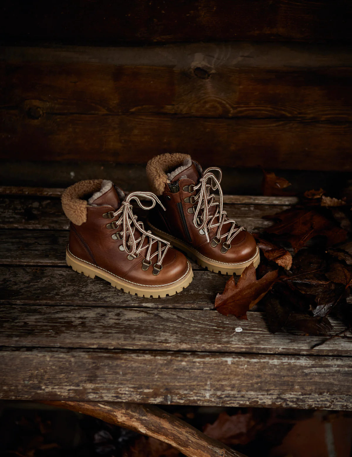 SHEARLING WINTER BOOT