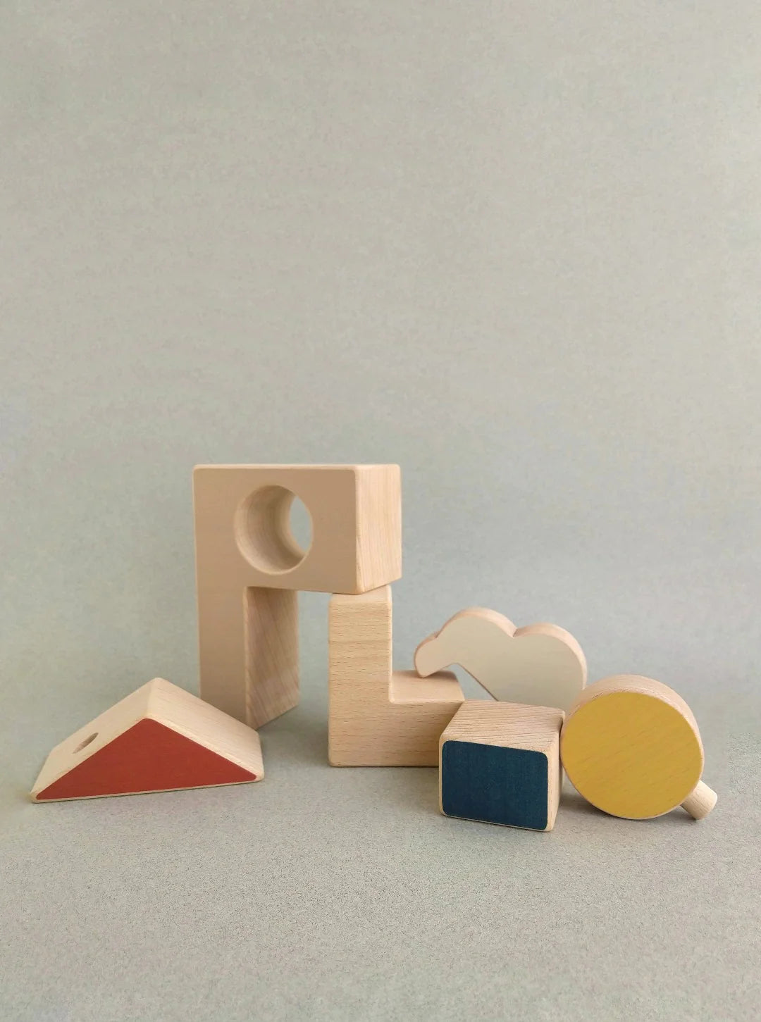 House and sun puzzle toy