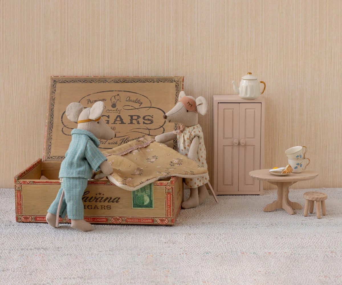 Mum and dad mice in cigarbox