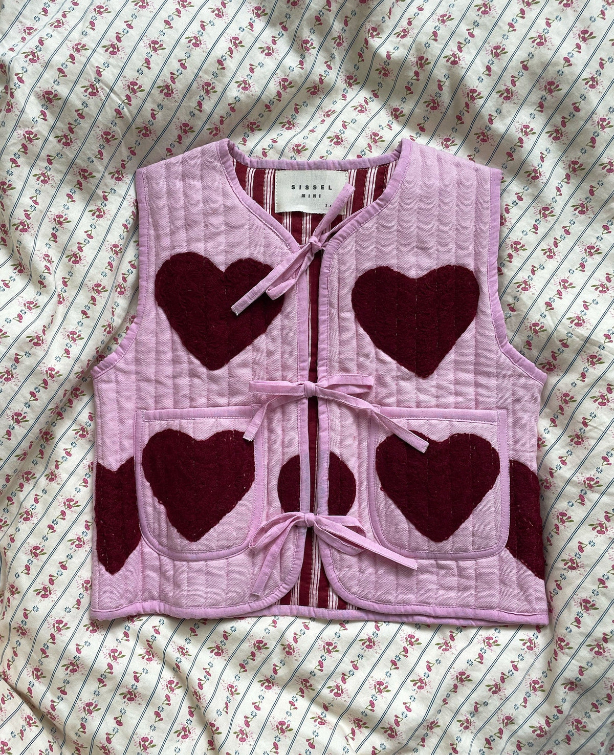 Honey MINI Vest - Burgundy Hearts – official product image 2