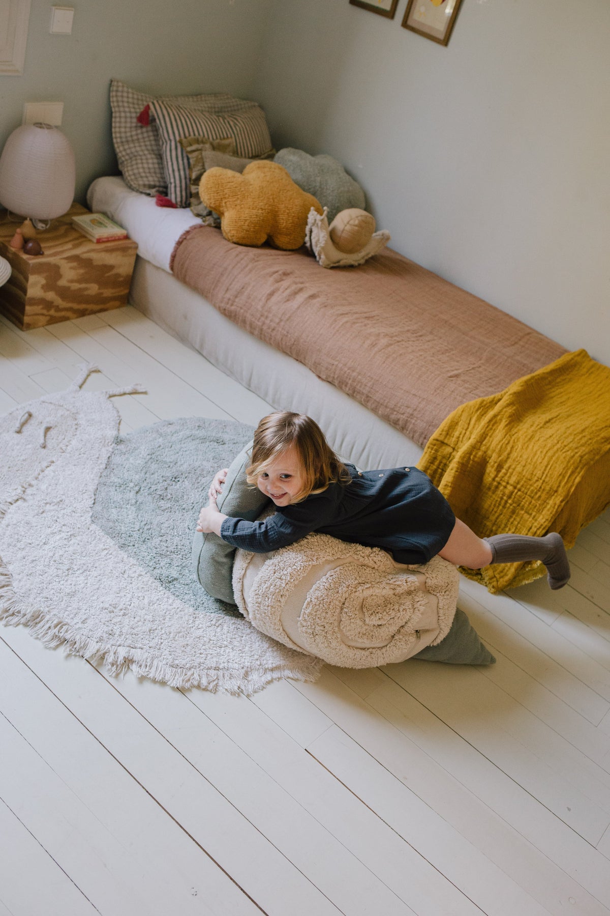 Lorena Canals Washable Animal Cotton Rug Snail – styling and detail