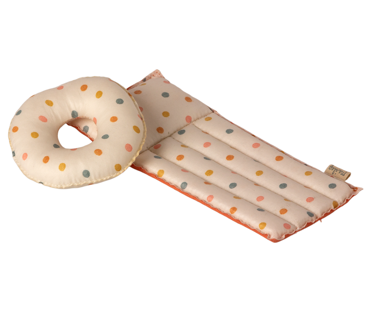 Maileg Beach Float Mouse Multi Dot with matching ring