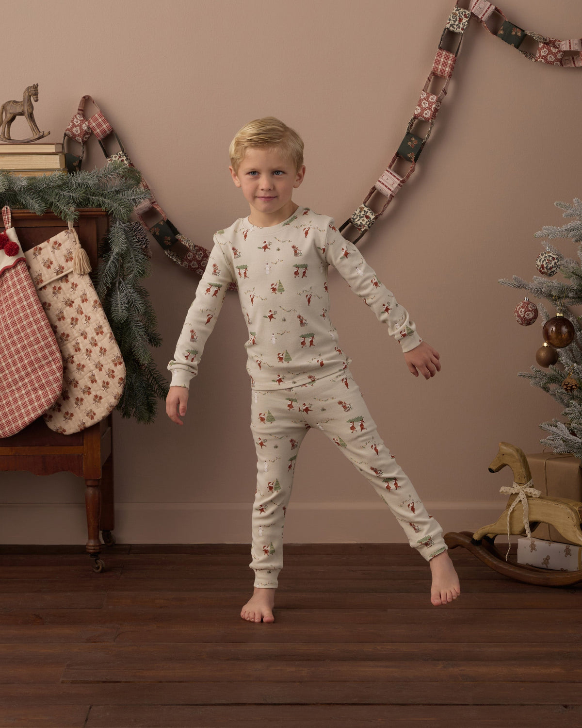 Rylee + Cru Organic Long Sleeve Pajama Set – Gnome Village, official photo 3