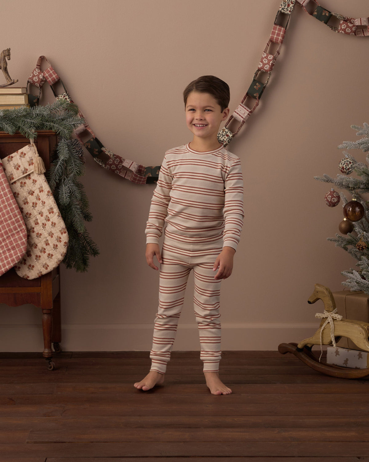 Rylee + Cru Organic Long Sleeve Pajama Set – Holiday Stripe, official photo 3