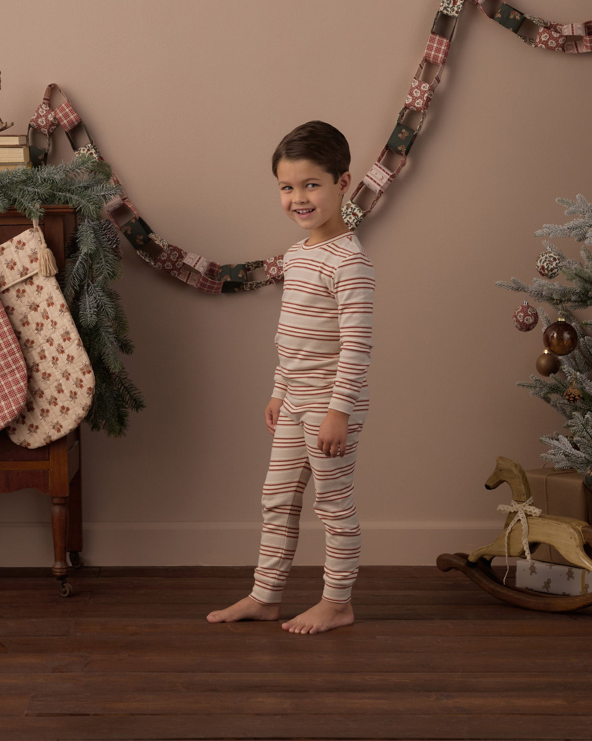 Rylee + Cru Organic Long Sleeve Pajama Set – Holiday Stripe, official photo 4