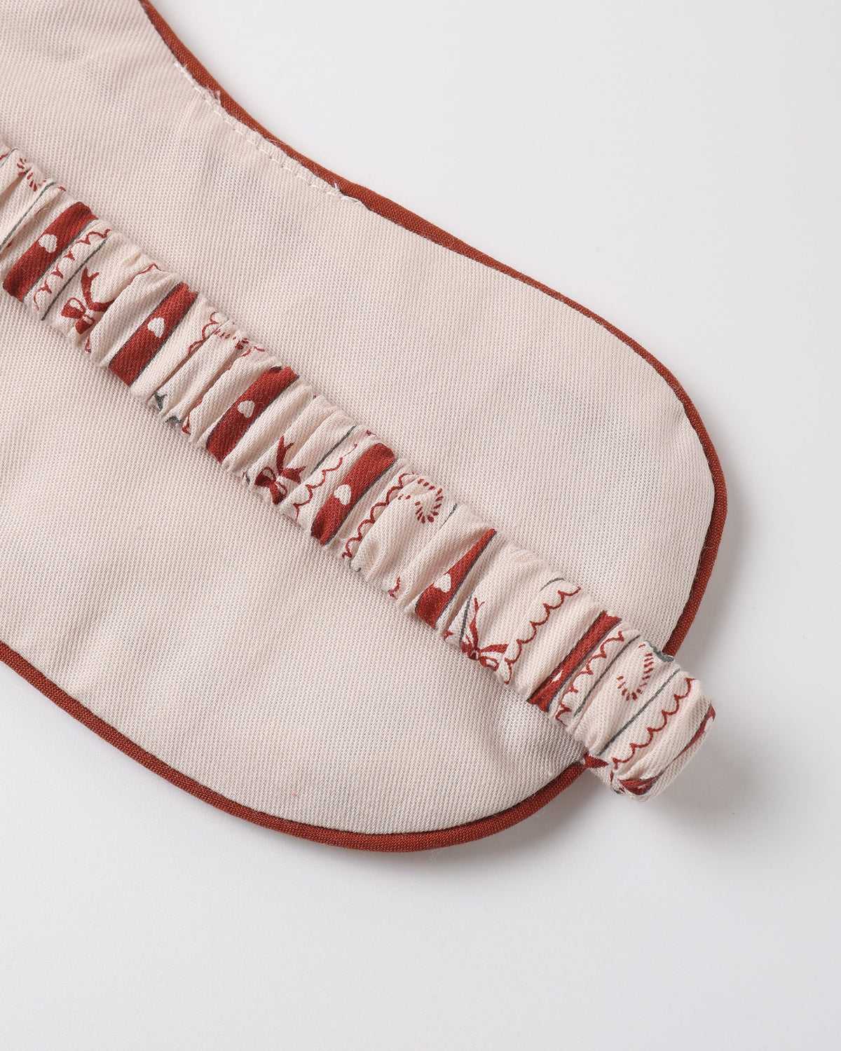 Rylee + Cru Sleep Mask – Candy Cane Lane, official photo 5