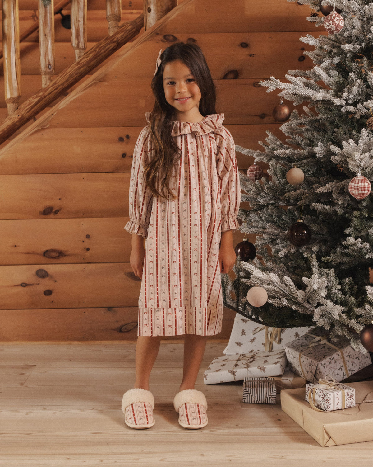 Rylee + Cru Slippers – Candy Cane Lane, official photo 2